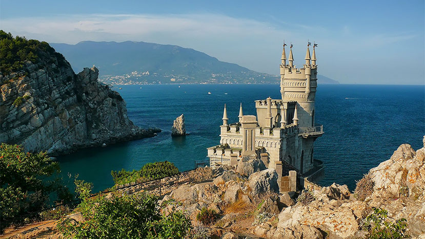 Ласточкино Гнездо